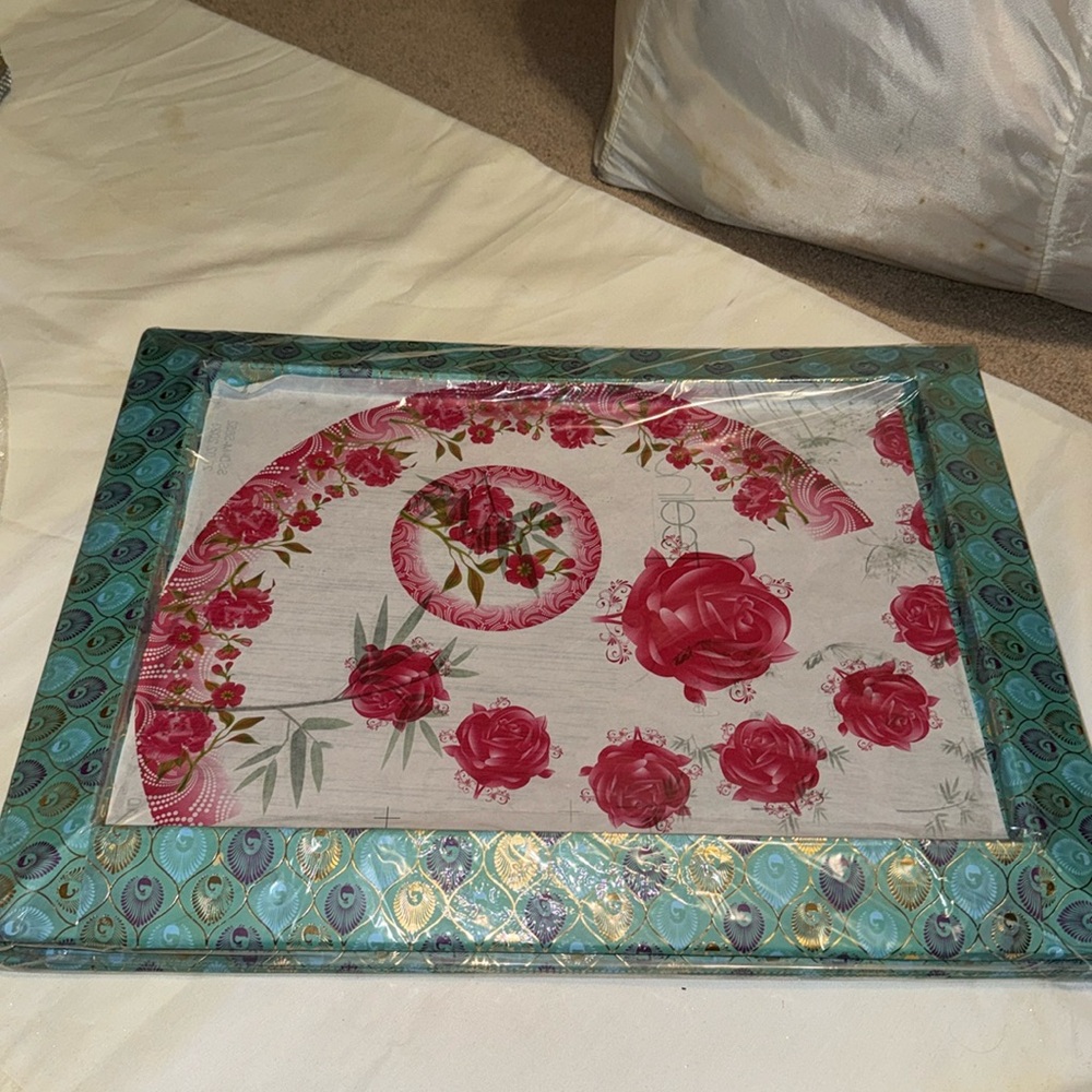 Blue gift basket tray